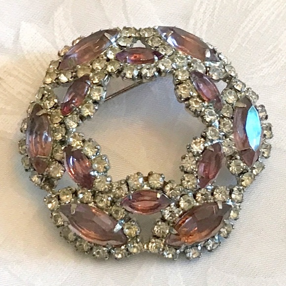 Sparkly Vintage Brooch - Picture 1 of 4